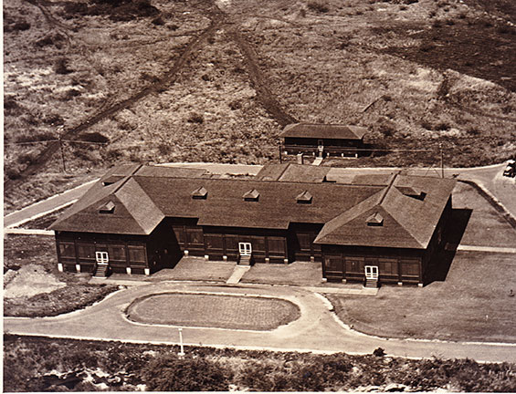 Unidentified Building, Date & Location Unknown