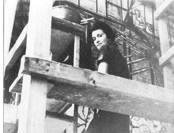 Aline Rhonie on Scaffolding, Ca. 1934-38 (Source: Roberts)