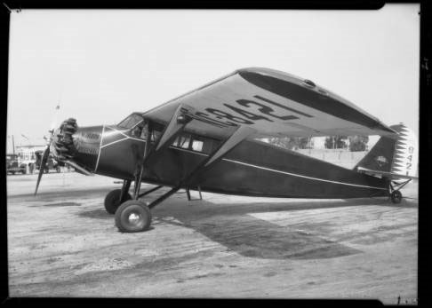 Stinson NC8421, Clover Field, 1931 (Source: USC)