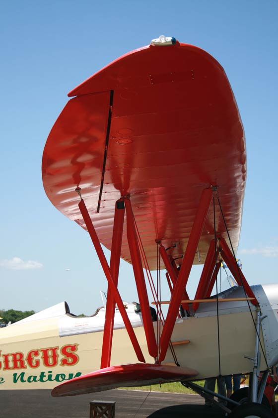 NC9194 Graceful Wing Plan, April 16, 2010, Lakeland, FL (Source: Webmaster)