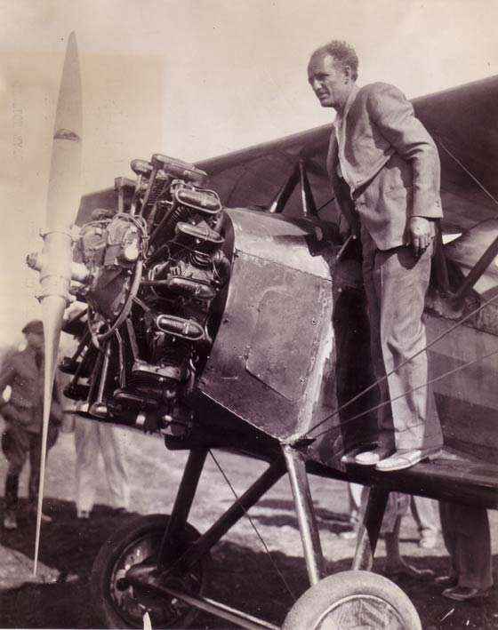 Eddie Ballough With Laird, September 12, 1928 (Source: Holden)
