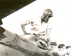 Ruth Elder, 1929 (Source: Allen Airways) 