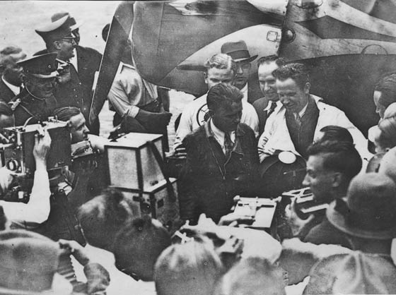 Mattern & Griffin Upon Their Arrival in Berlin, 1932 (Source: Kalina) 