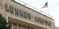 Lunken Airport Terminal Facade, 2008 (Source: Sky Galley Restaurant)